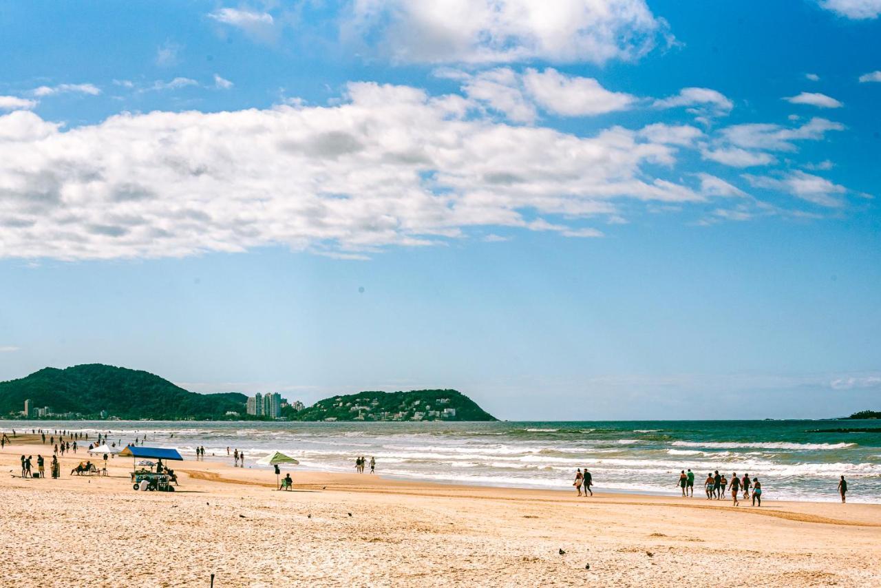 Ap Alto Padrao Com Piscina - Praia De Pitangueiras Apartment Guaruja Bagian luar foto